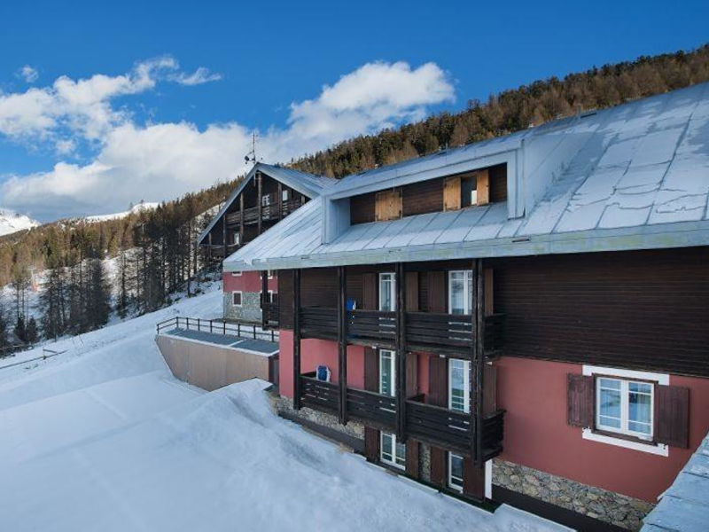 Alpen Village