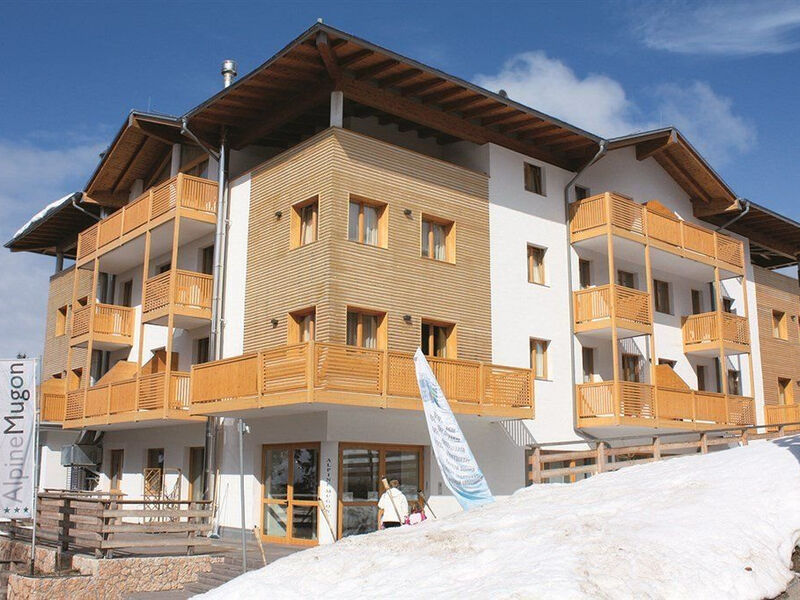 Alpine Mugon