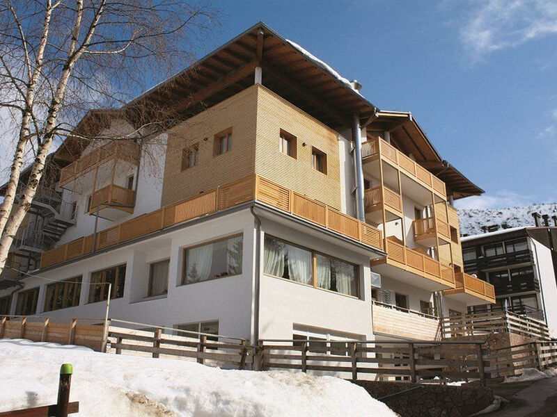 Alpine Mugon