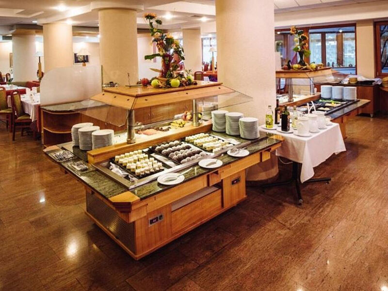 Hotel Atrij - se skipasem