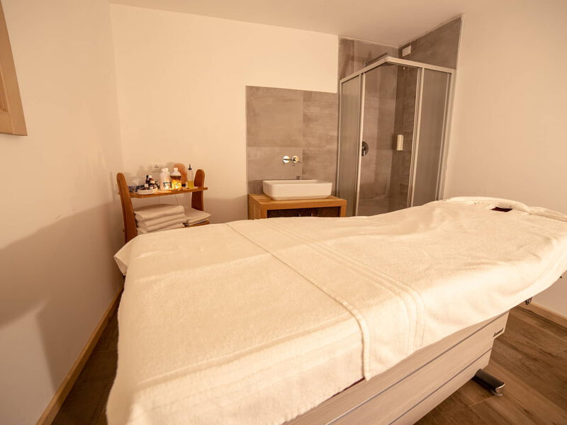 Caminetto Mountain Resort