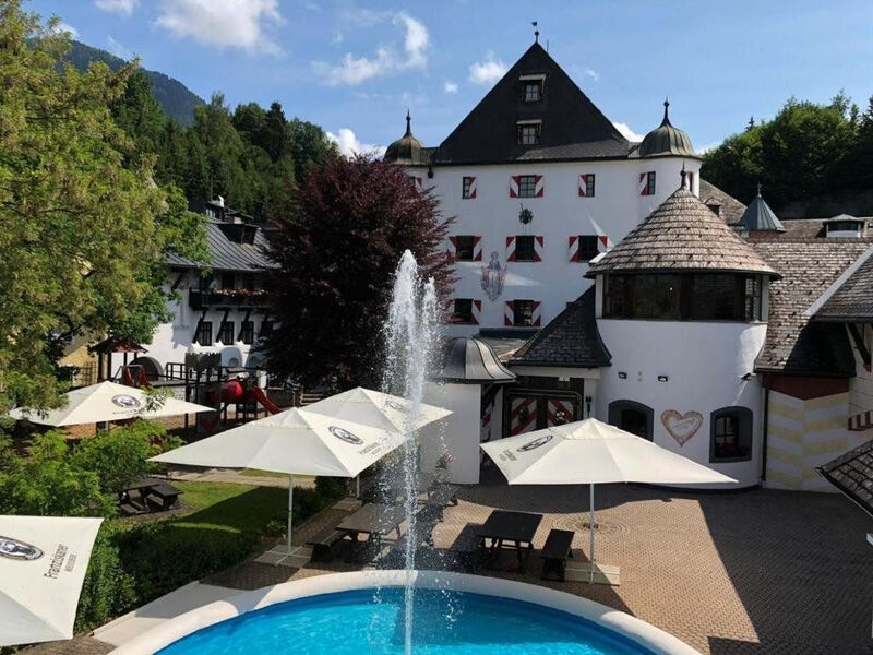 Family Schloss Rosenegg
