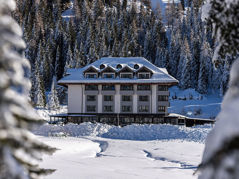 Hotel Gallo Forcello s HB a skipasem