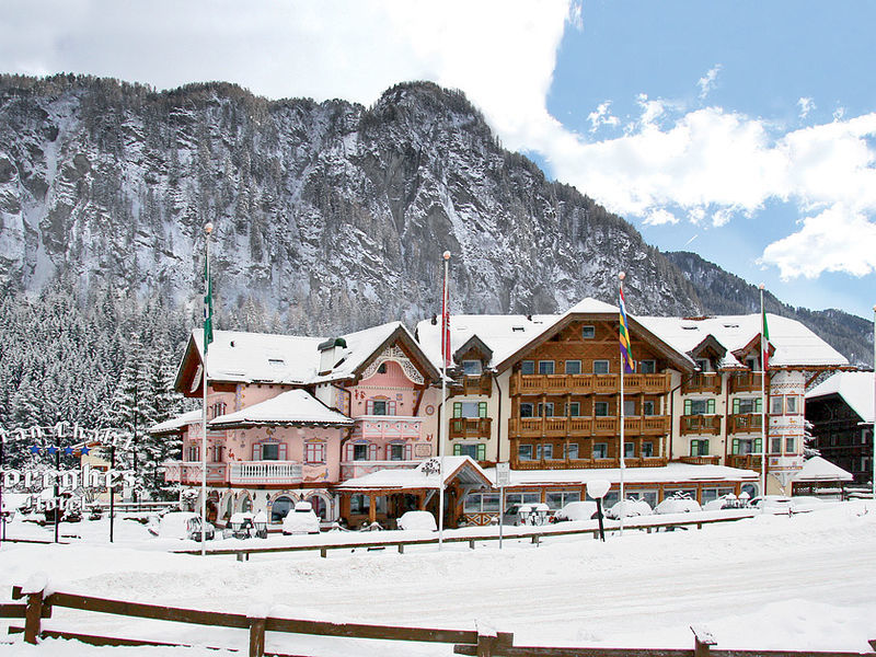 Hotel & Club Gran Chalet Soreghes