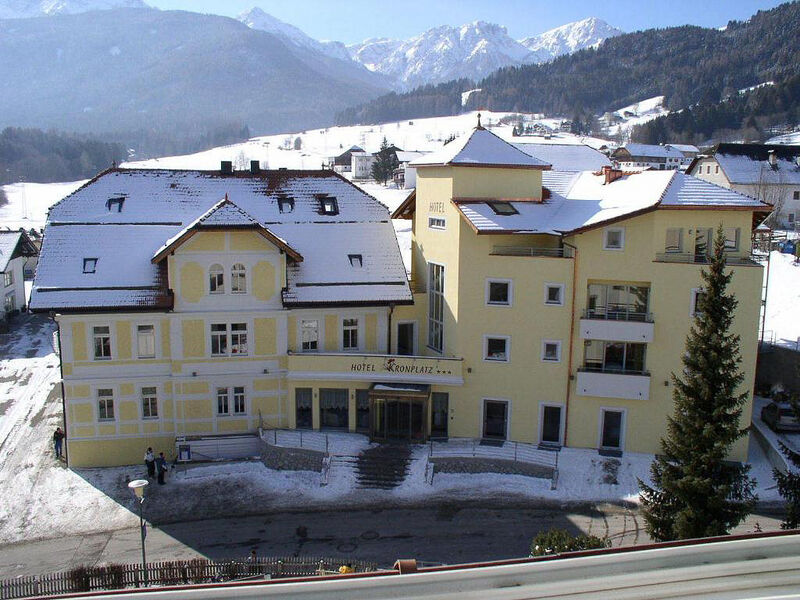 HOTEL KRONPLATZ