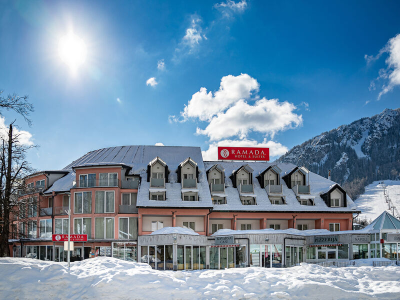 Hotel Ramada Hotel & Suites - se skipasem