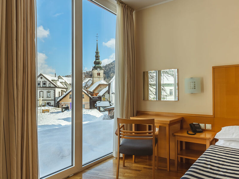 Hotel Ramada Hotel & Suites - se skipasem