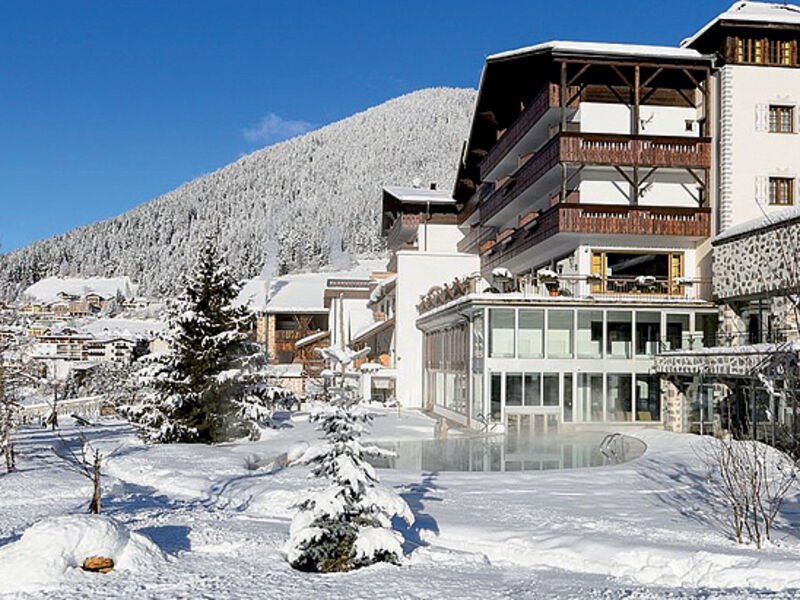 Romantik Post Cavallino Bianco