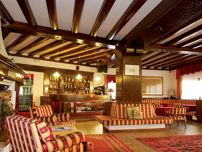 Alpine Hotel San Valier autobusem