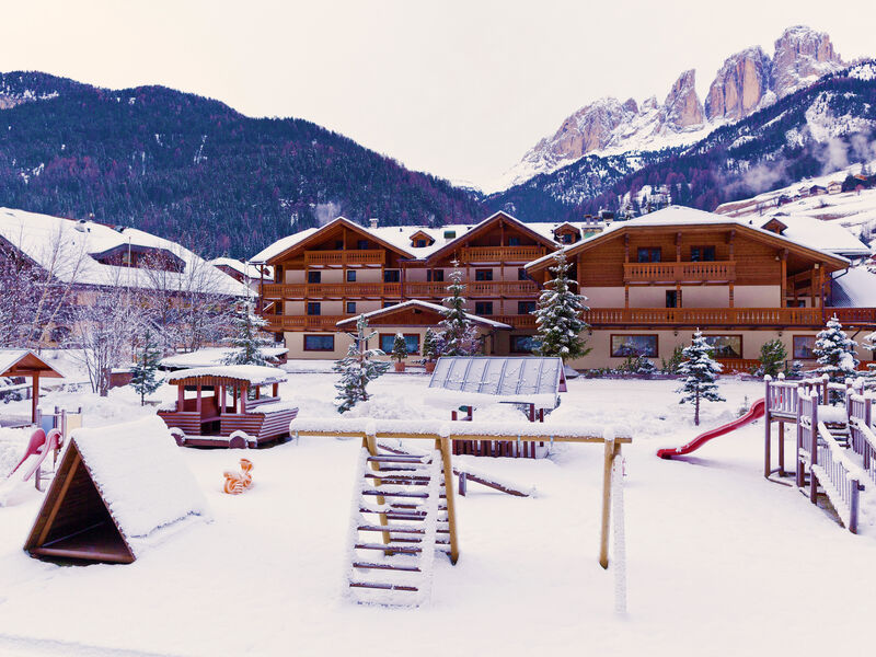 Sellaronda a Depandance Serenella