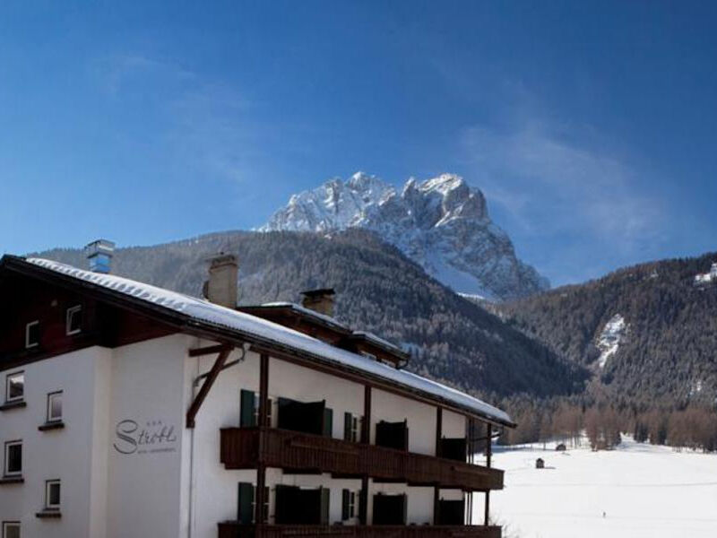 Strobl