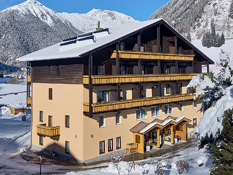 Hotel Pension Oswald se skipasem