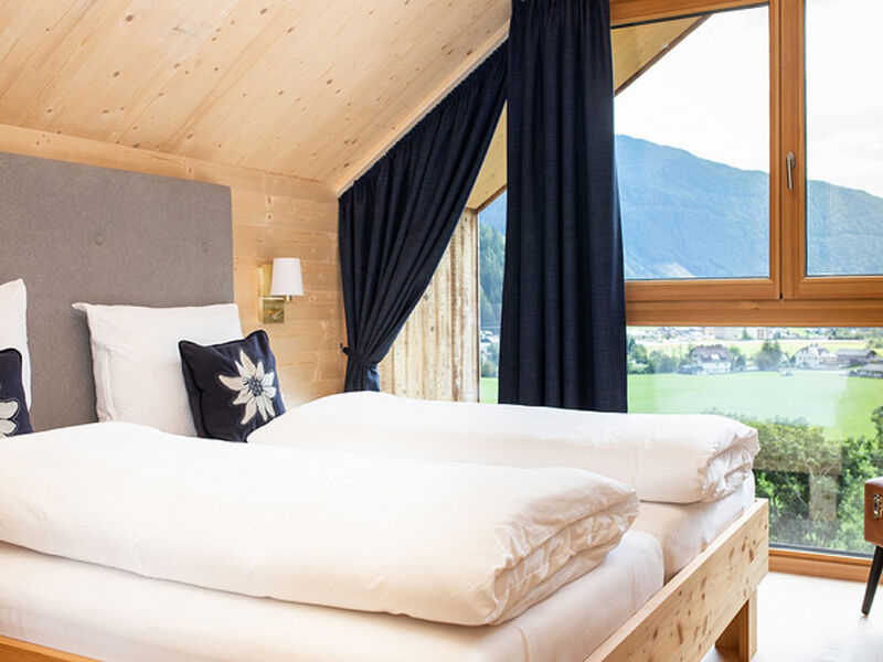 HOCHoben Chalets & Mobilhomes se skipasem