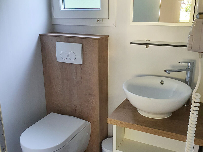 HOCHoben Chalets & Mobilhomes se skipasem