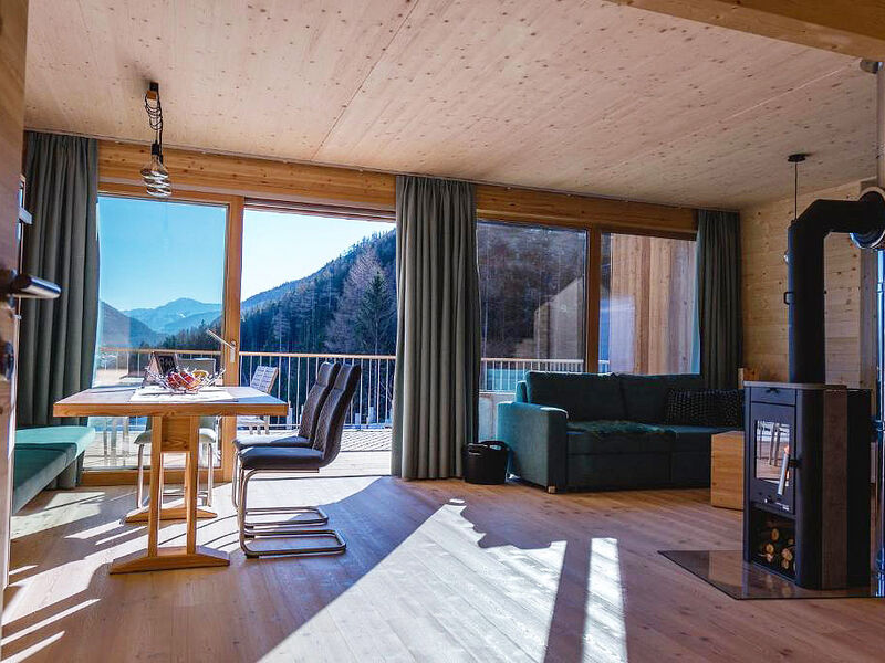 HOCHoben Chalets & Mobilhomes se skipasem