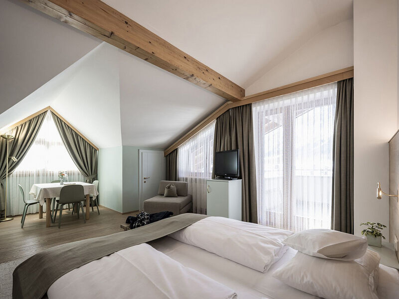 Residence Königswarte Strata