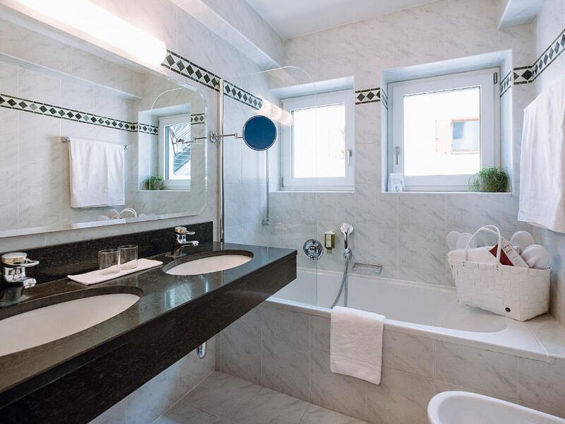 Residence Königswarte Strata