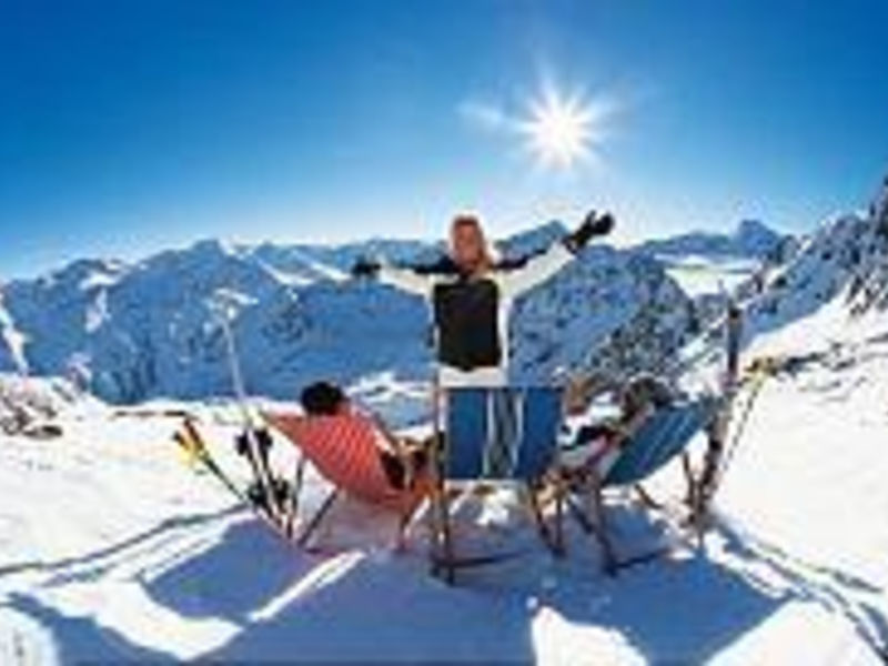 Tiroler Adler, Alp-Resort